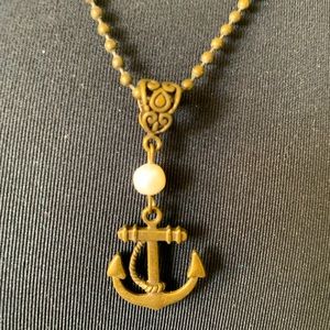 Necklace anchor